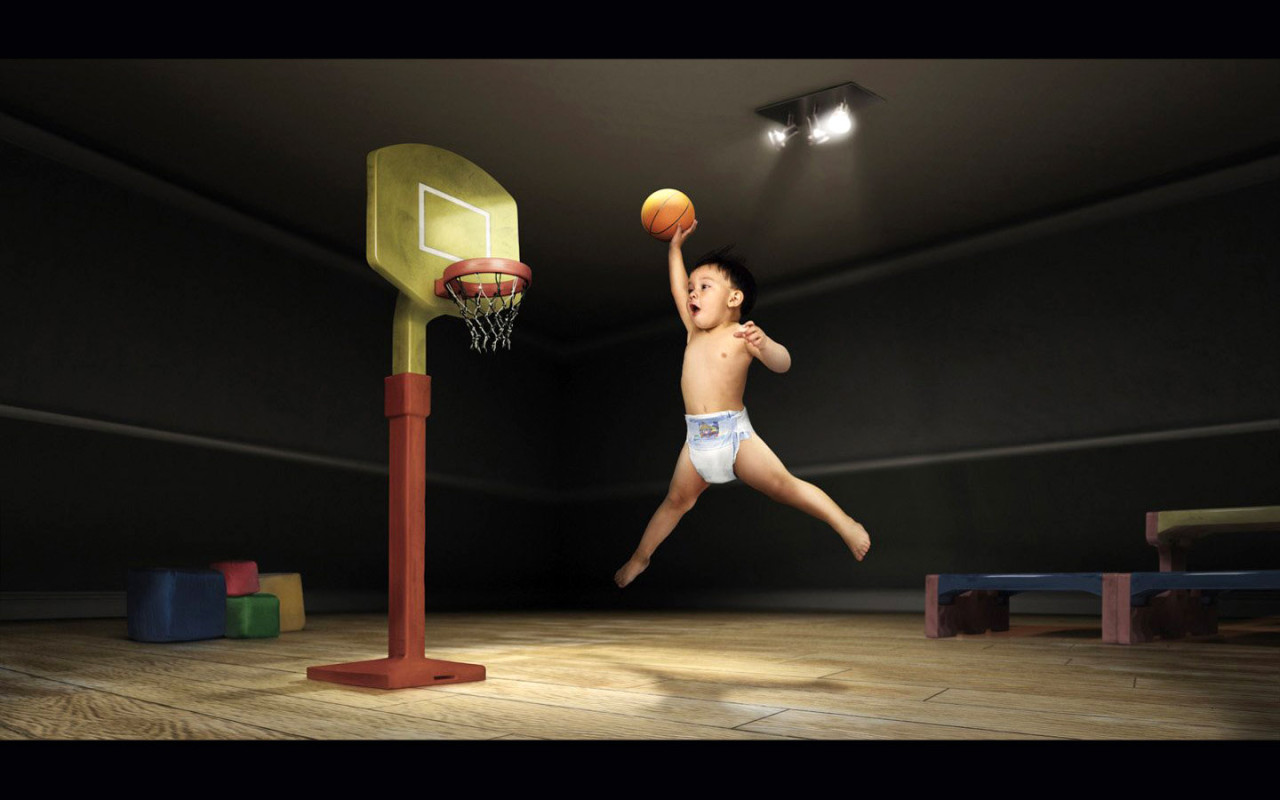 عکس باحال و فانتزی بسکتبال بازی کردن بچه برای اینستاگرام 