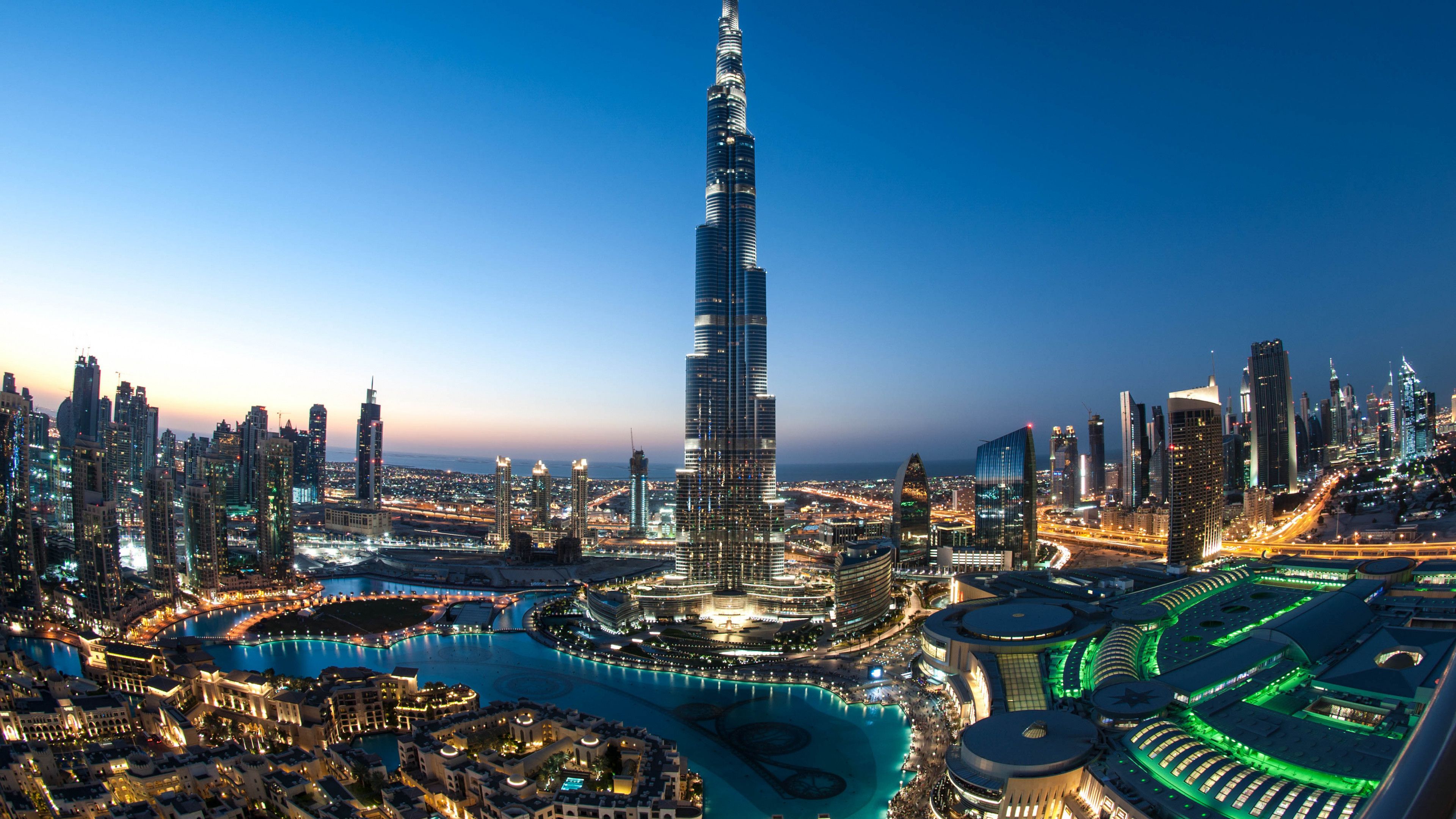 والپیپر اعجاب برانگیز شهر پیشرفته دبی در کشور امارات