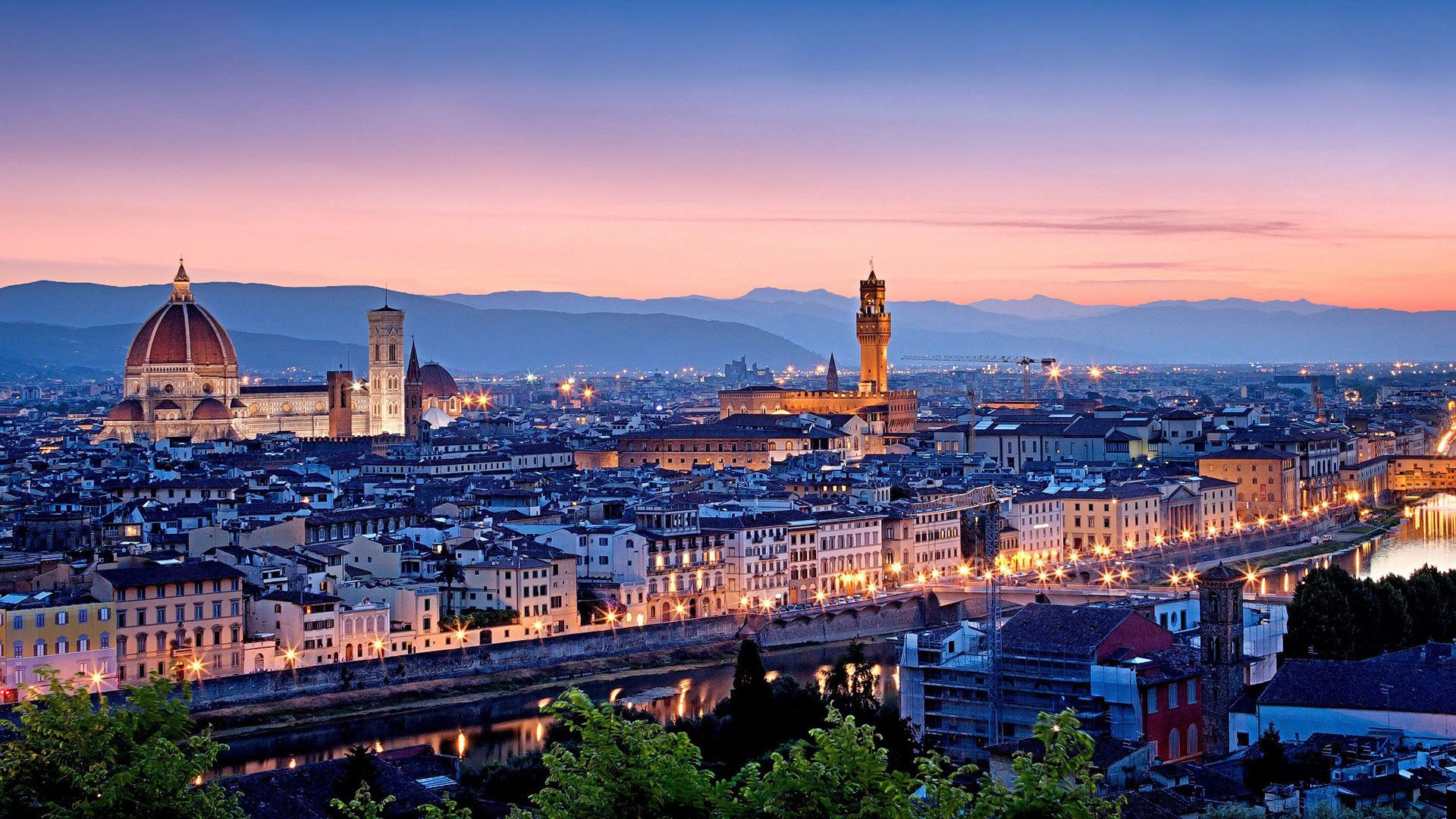 بک گراند قشنگ از ساختمان های بلند ایتالیا با کیفیت بالا 