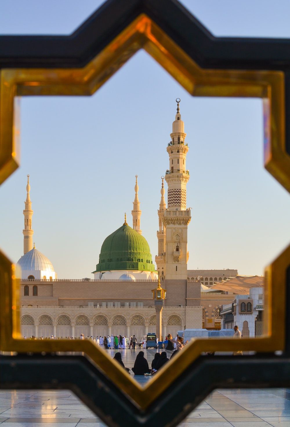 چشم انداز دوست داشتنی مسجد النبی برای پروفایل