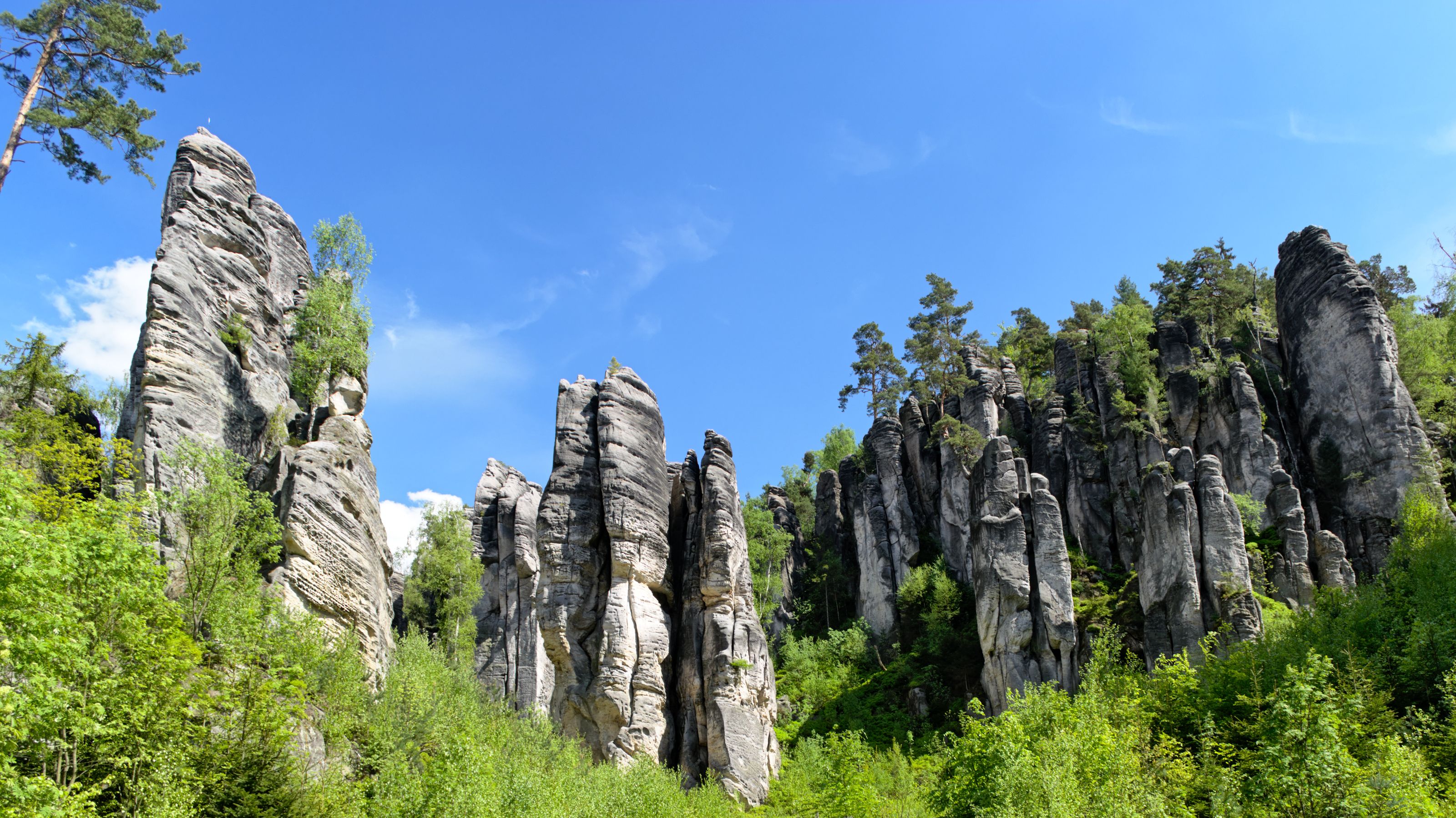 عکس سنگهای بکر در طبیعت جمهوری چک