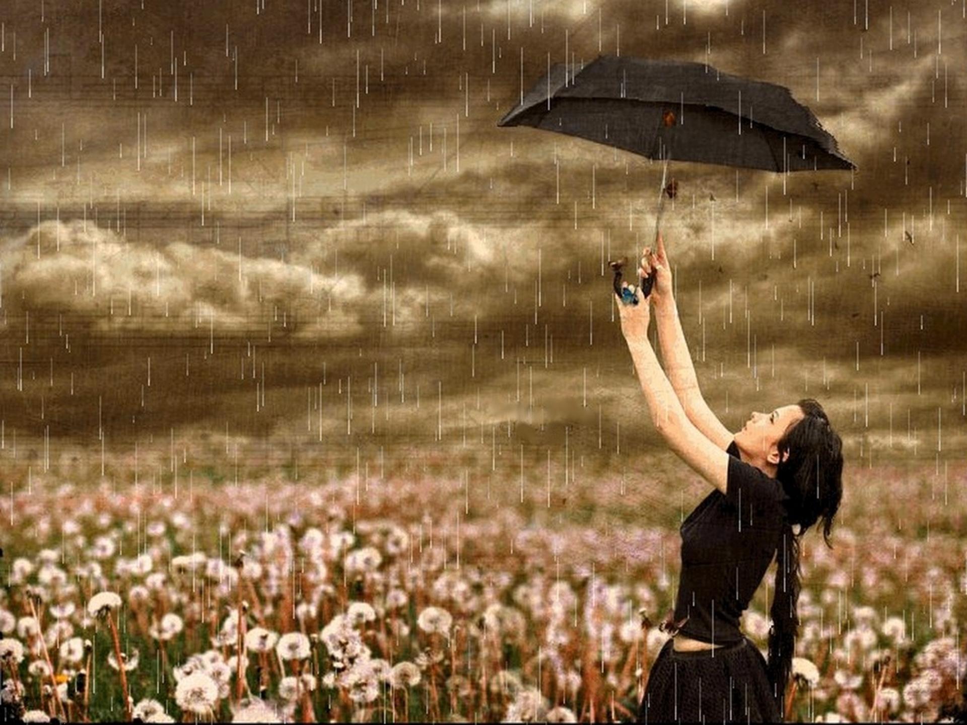 پروفایل خاص دختر با لباس و چتر مشکی زیر باران بهار