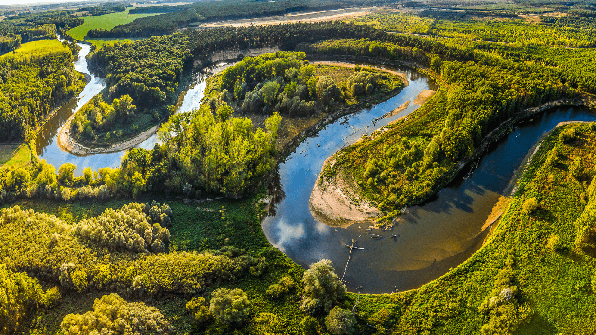 والپیپر رودخانه 4K از طبیعت بکر جمهوری چک