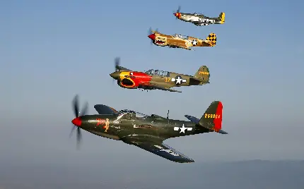 پوستر رژه چهار هواپیمای محبوب قدیمی در آسمان آمریکا