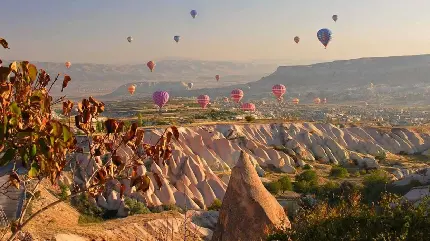 بک گراند بالون هوای داغ کاپادوکیا از تفریحات گردشگران در ترکیه