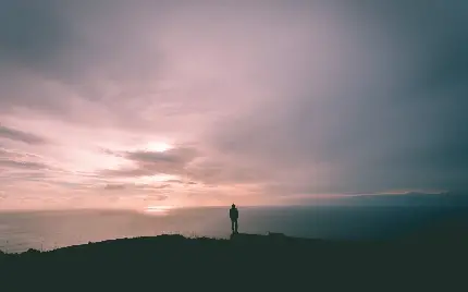 عکس پسر غمگین برای پروفایل