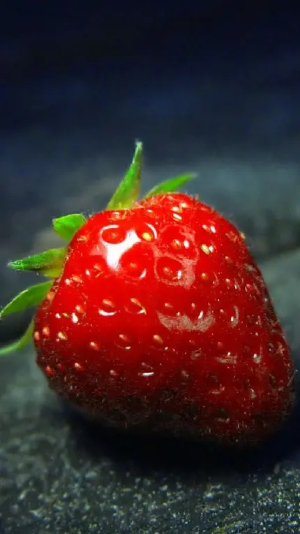 تصویر زمینه توت فرنگی و والپیپر توت فرنگی برای گوشی سامسونگ