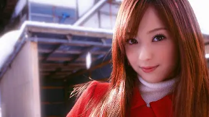 دانلود عکس پروفایل فیک رایگان دختر ژاپنی مو قرمز با لنز آبی 