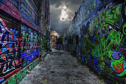 دانلود عکس واقعی نقاشی دیواری به سبک گرافیتی در کوچه پس کوچه های شهر 