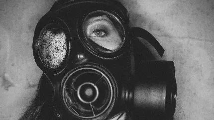 عکس زمینه دختر زیبا با ماسک شیمیایی و کیفیت فوق العاده