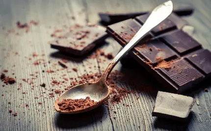 تصویر دیدنی پودر شکلات و شکلات تخته ای تلخ مناسب ویندوز