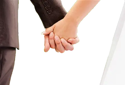 عکس دوربری شده زوج عاشق دست در دست هم تازه عروس و داماد