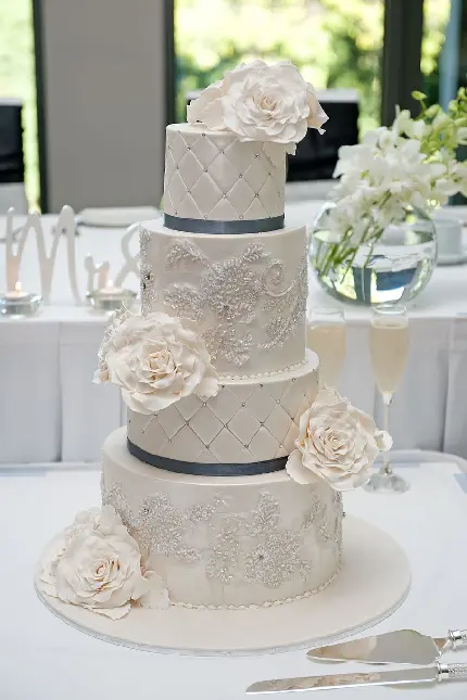عکس لاکچری و خاص و جذاب و لاکچری کیک چند طبقه عروسی