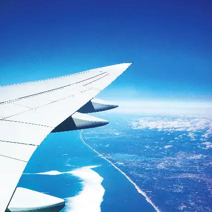 عکس بال هواپیما در آسمان برای پروفایل علاقه مندان به سفر