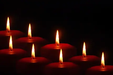 عکس شمع های چیده شده برای تسلیت بدون نوشته با کیفیت خوب 