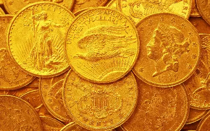 عکس استوک سکه های طلای جمع شده در یک جا با کیفیت خوب 