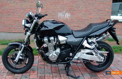چاپ پوستر عکس موتور Honda CB1300 مشکی بزرگ با کیفیت تماشایی 