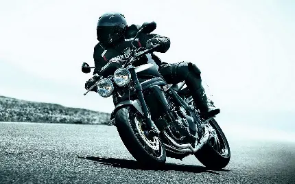 عکس پس زمینه پسرانه گنگ موتور سیکلت برای نوشتن متن لاتی 