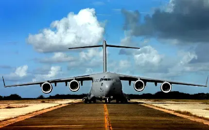 تصویر هواپیما باری بزرک ارتش آمریکا به رنگ خاکستری 