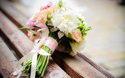 جدید ترین پس زمینه دسته گل سفید برای سالگرد ازدواج