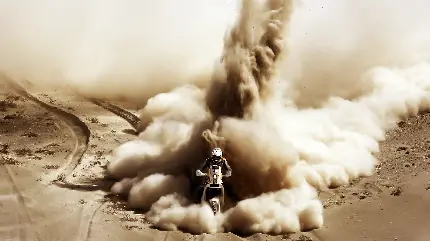 پوستر موتورسواری در دل شن و خاک برای معرفی رویداد رالی داکار در اینستاگرام