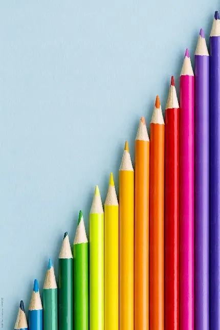 والپیپر مداد رنگی های زیبا و دلنواز برای زمینه گوشی نقاش ها