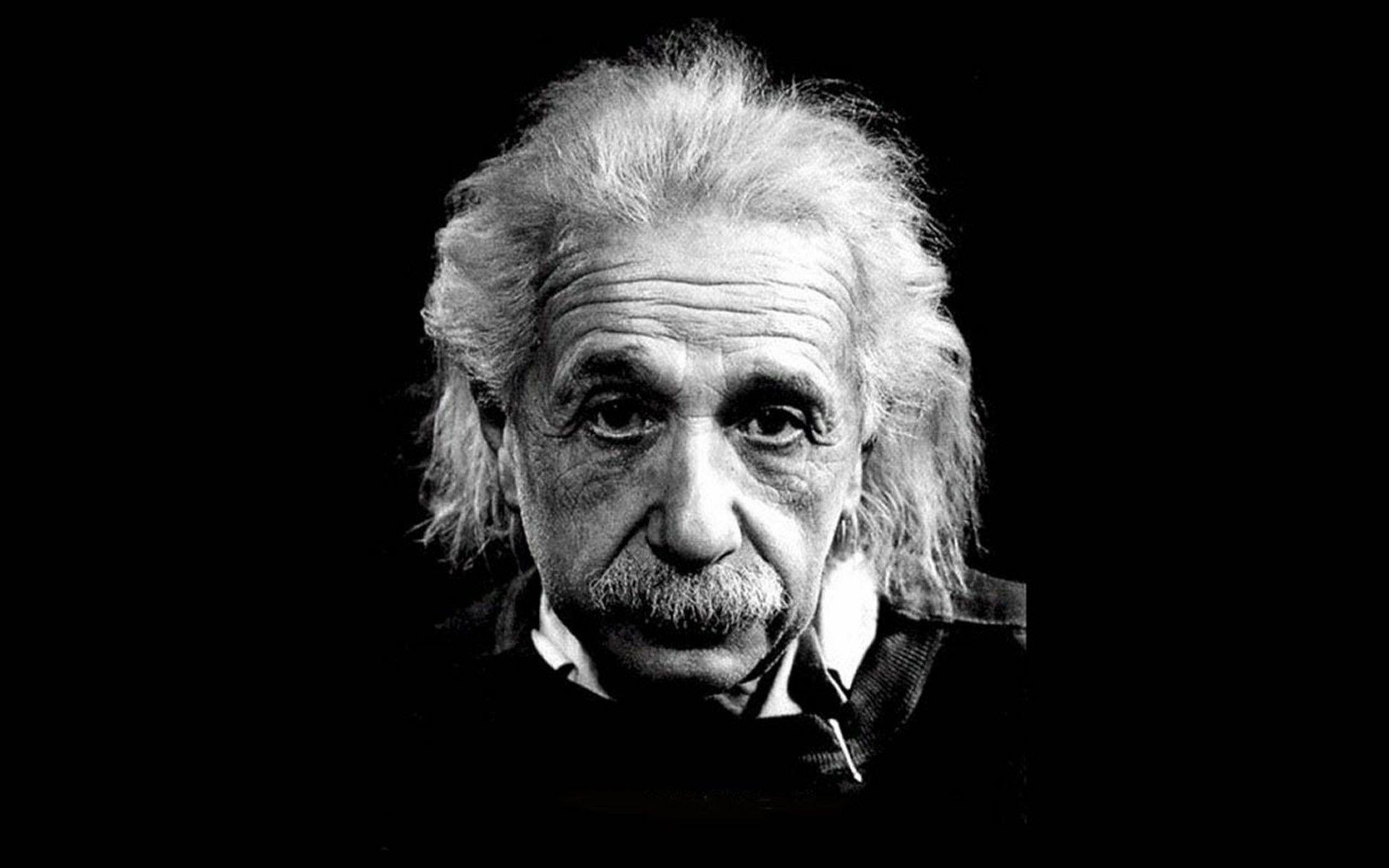 پرتره خاص پیری انیشتین فیزیکدان برتر قرن بیستم برای کامپیوتر