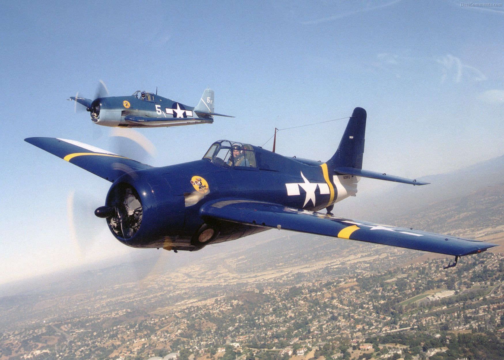پرطرفدار ترین عکس هواپیما های آبی قدیمی برای پروفایل