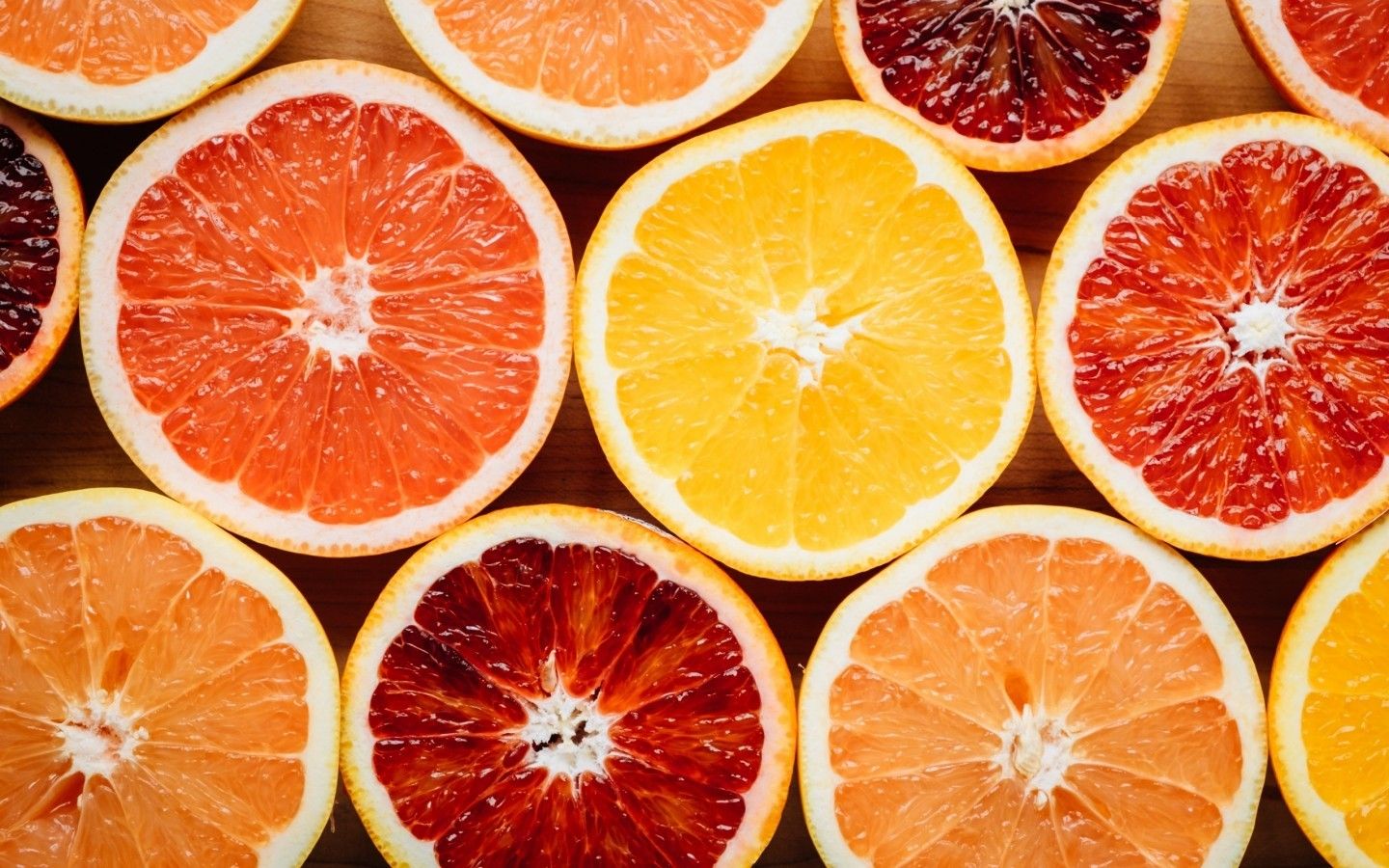 عکس استوک خوشمزه از گریپ‌فروت های قشنگ و پرتقال مفید