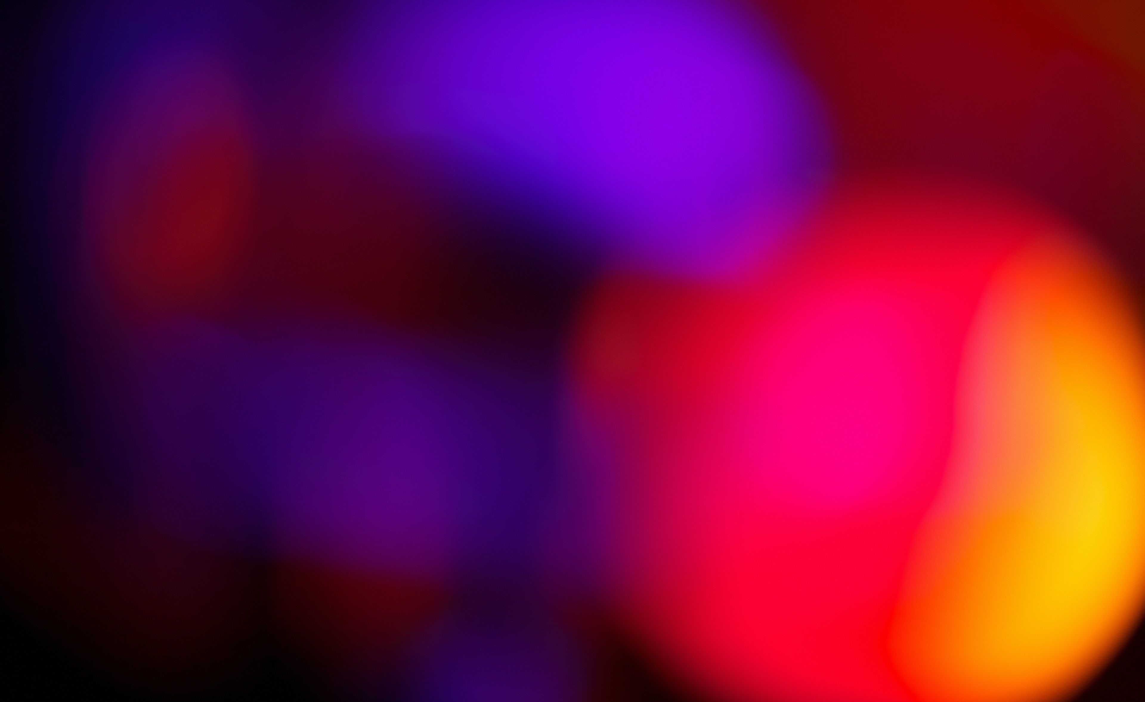 والپیپر انتزاعی معروف با نورهای جالب و رنگ شاد برای تبلت 1402