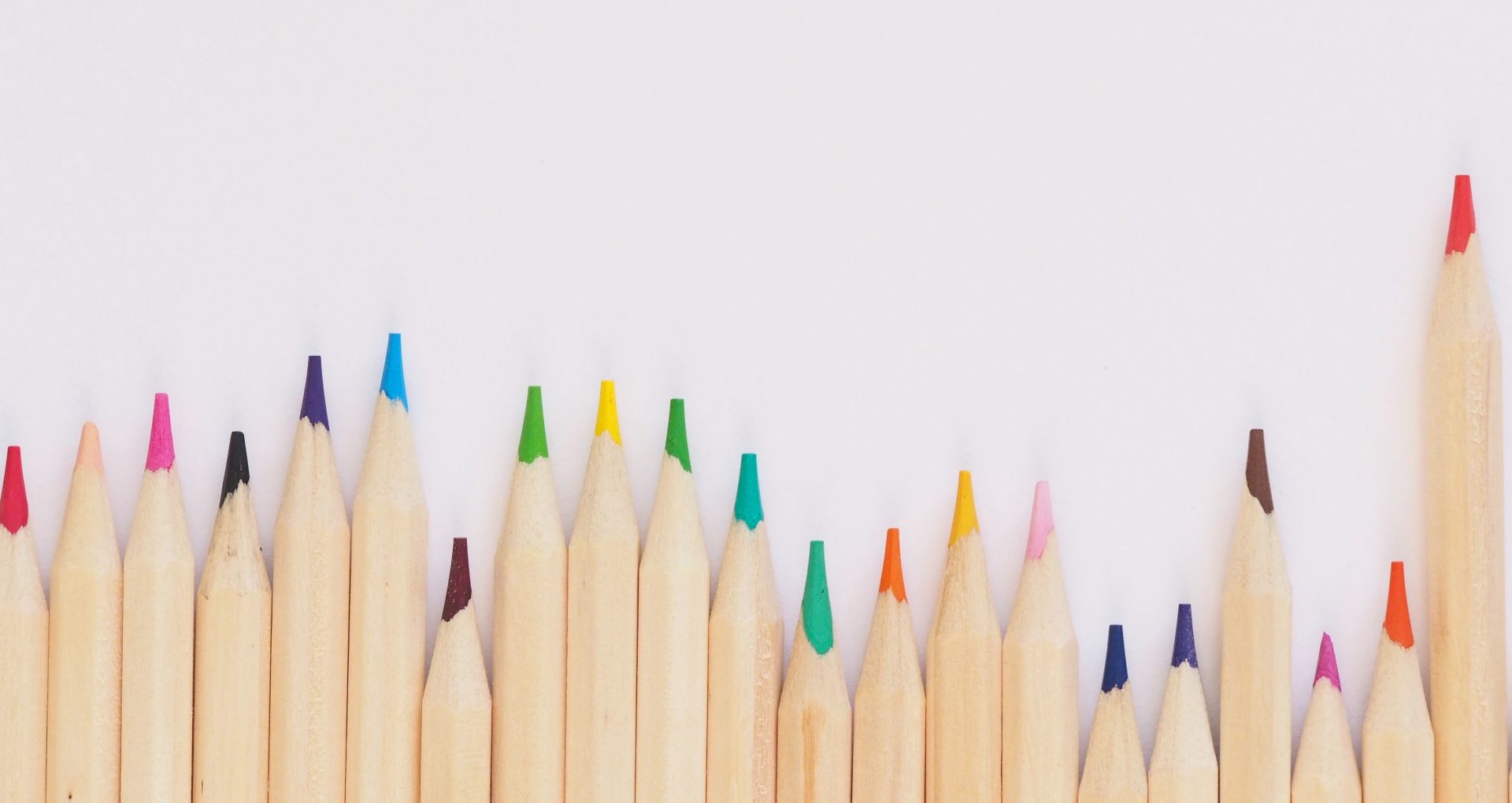 تصویر جالب و دیدنی از مداد رنگی های قشنگ با رنگ های متنوع 