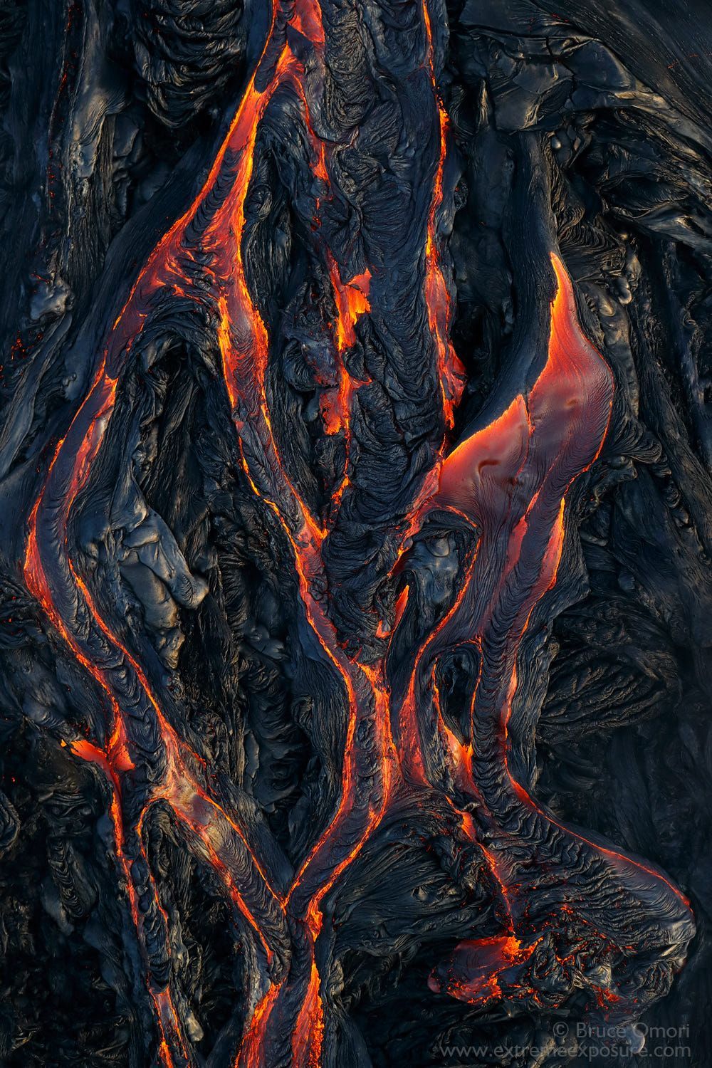  جدیدترین و ترسناک ترین تصاویر هنری از لاوا بیرون زده از آتشفشان های واقعی