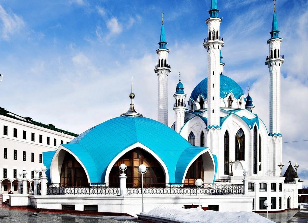  عکس بسیار جالب از مسجد رنگ آبی و آسمانی صاف 