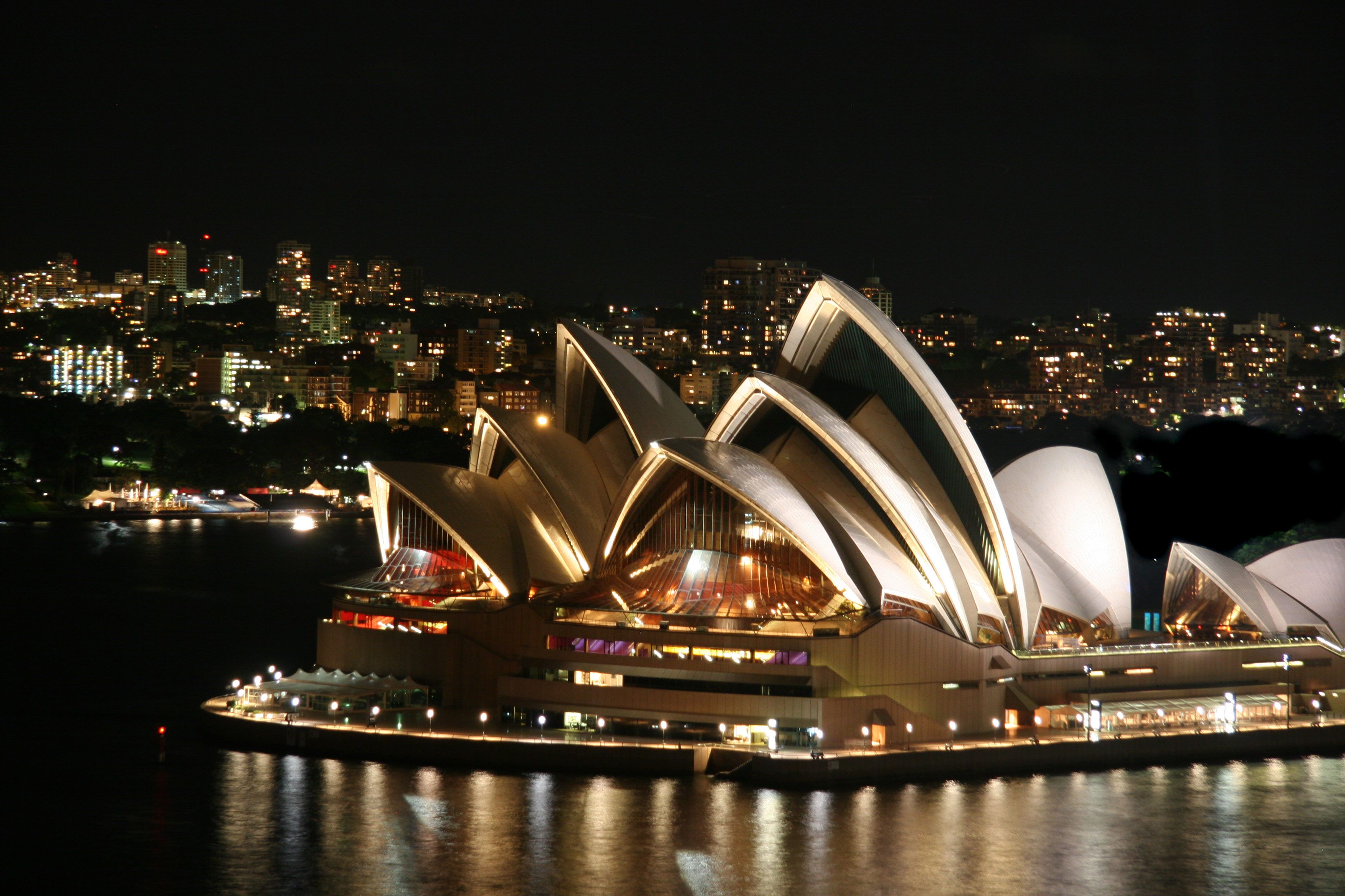 تصویر خانه اپرای سیدنی ساختمانی باشکوه در قاره استرالیا 2023