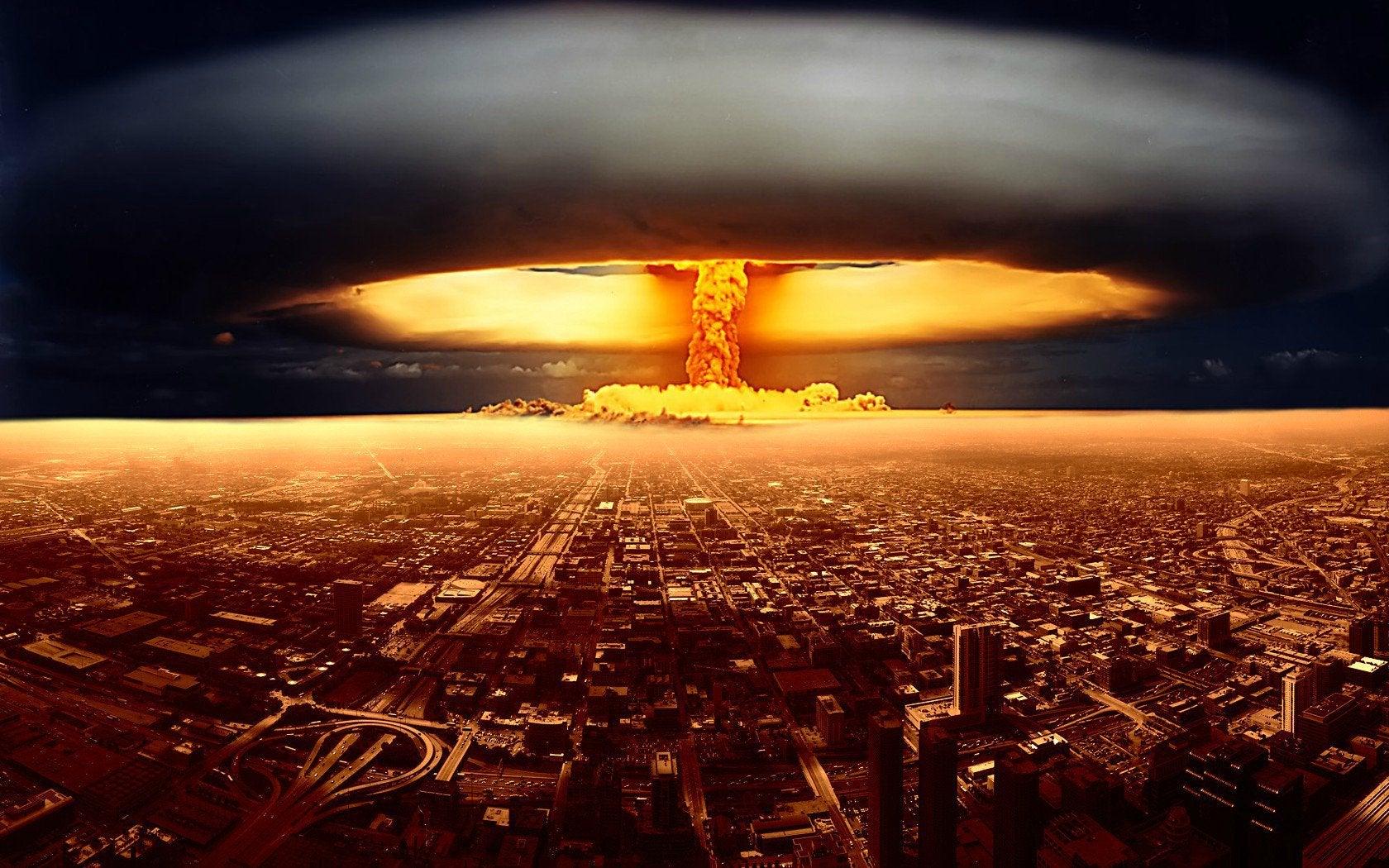 عکس انفجار بمب اتم در فیلم جدید اوپنهایمر