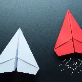 چاپ قاب موبایل و گوشی دانلود background فانتزی موشک کاغذی در رنگ سفید و قرمز 