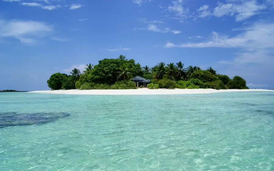 جذاب ترین استوک از جزیره ای در اقیانوس با منظره زیبا و تماشایی