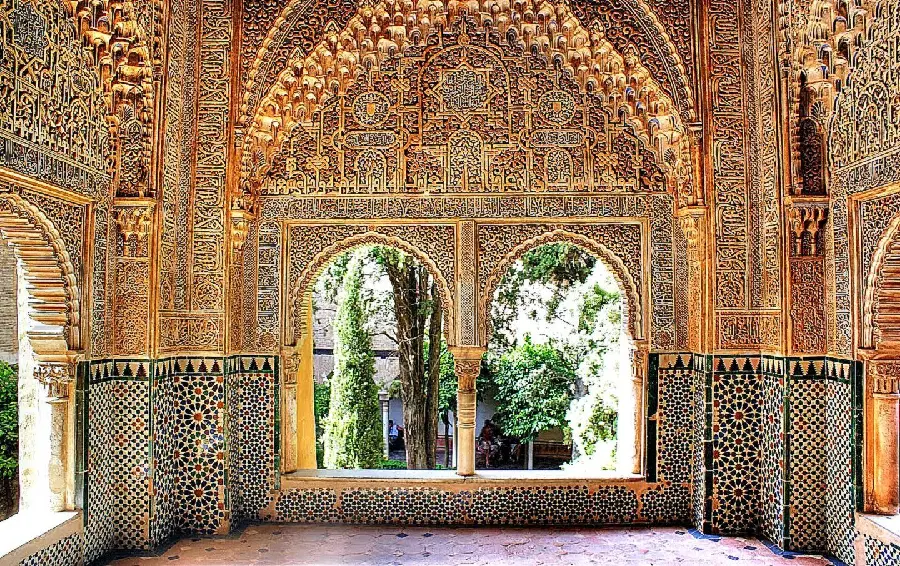 والپیپر از بنای قدیمی معماری اسلامی برای علاقمندان به تاریخ مذهبی