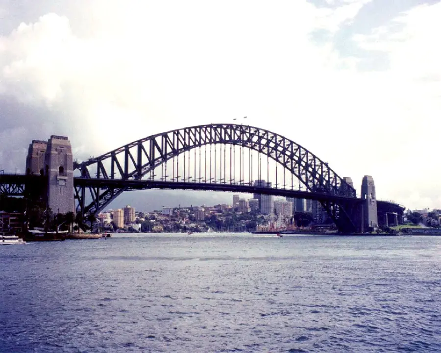 عکس پل بندرگاه سیدنی ساخته شده از از قطعات عظیم فولاد