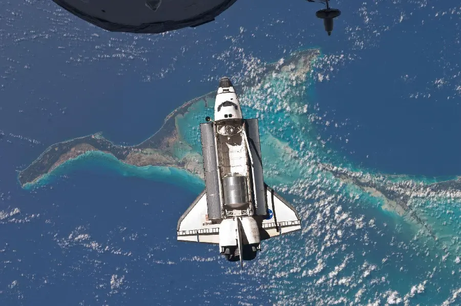 عکس استوک سفینه فضایی با در فضا با کیفیت بالا