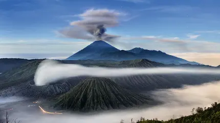 بک گراند کوه آتشفشان یک موضوع محبوب برای عکاسان و هنرمندان