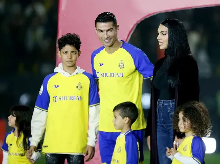 تصویر خانوادگی کریستانو رونالدو بازیکن النصر عربستان 
