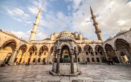 عکس استانبول مسجد آبی با زیبایی ‌های خیره ‌کننده‌ و تاریخی