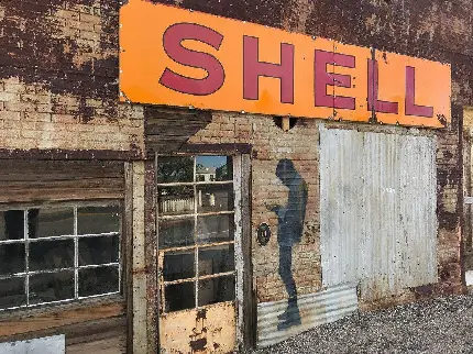 چاپ هنری Shell Shadow Man توسط یورگن لورنزن عکاسی جف سالیوان Jeff Sullivan