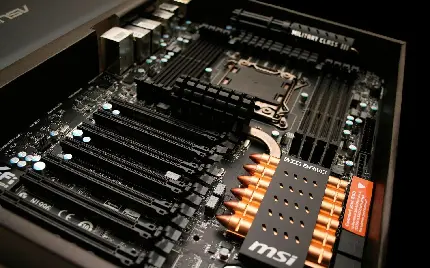تصویر قطعات الکترونیکی سخت افزار رایانه و کامپیوتر