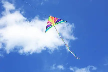 دانلود تصویر زمینه یونیک طرح پرواز بادبادک در آسمان با کیفیت HD 