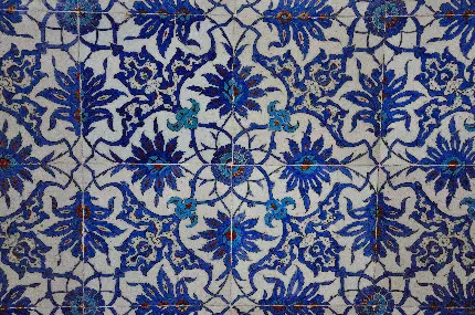 عکس از هنر کاشی کاری زیبا با تم ابی در سبک طراحی اسلامی