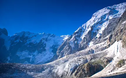 دانلود عکس بسیار زیبا و دیدنی از کوه برفی باکیفیت 