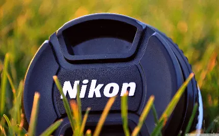 عکس از دوربین نیکون Nikon برای تبلیغ در چمنزار