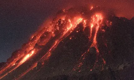 عکس آتشفشان برای علاقه مندان به این پدیده طبیعی در کره زمین